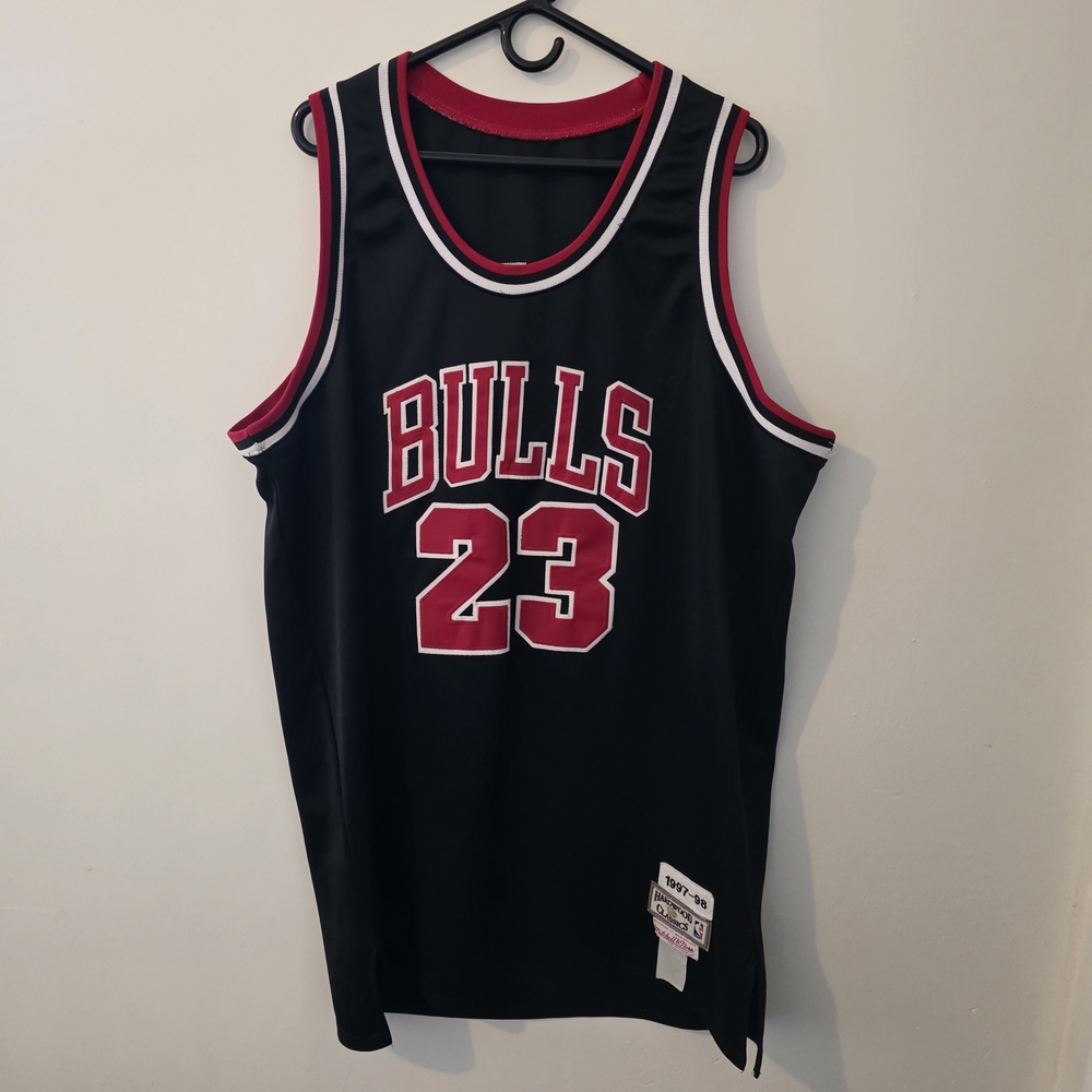 Black and red Hardwood Classics Mitchell & Ness Jordan 23 basketball jersey
